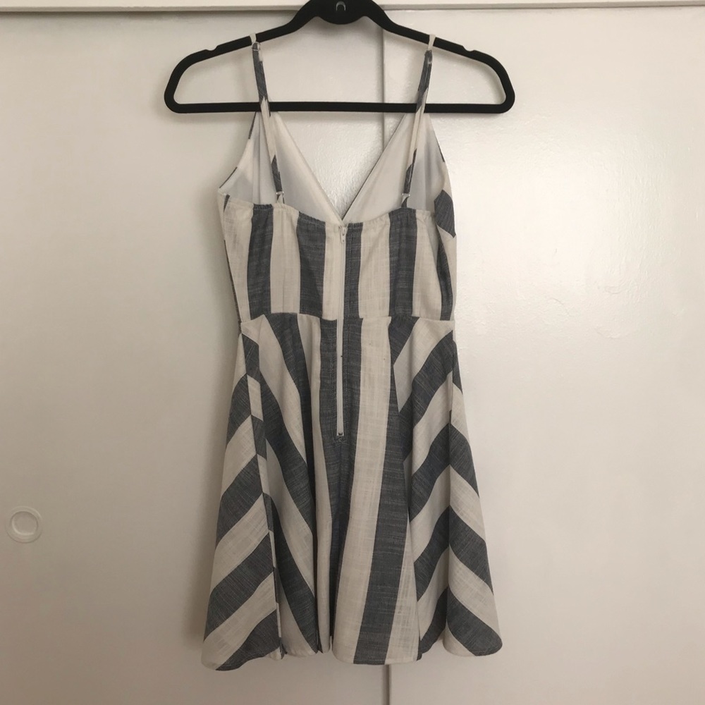 Striped Surplice Mini Dress - Picture 4 of 5
